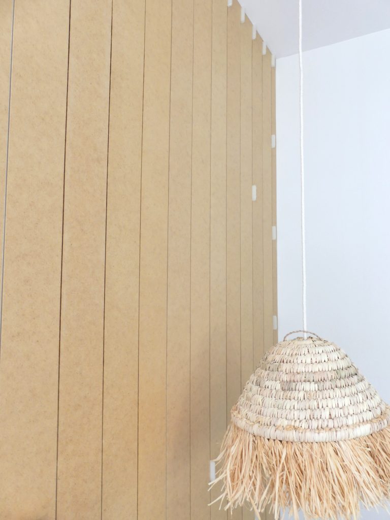 DIY comment réaliser facilement un mur en faux lambris ?