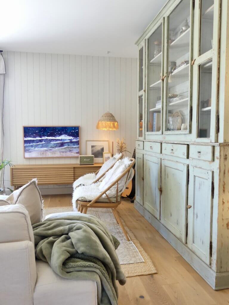 12 idées déco simples pour un intérieur cocooning cet automne, chambre, salon, cuisine et salle de bain inclus.
